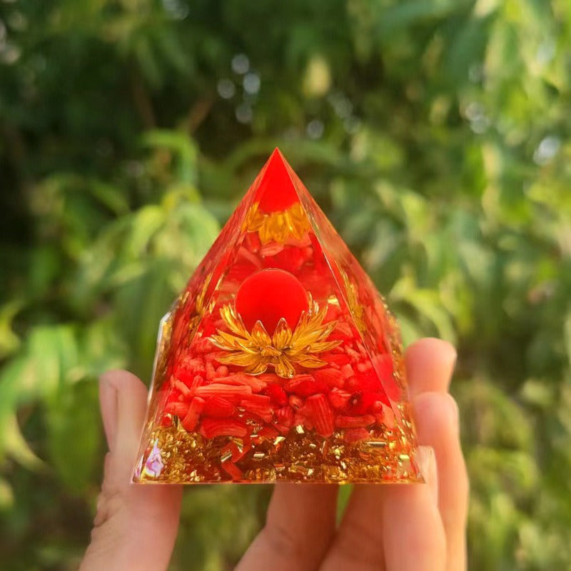 Sheehas Natural Crystal Pyramid | Cosmic Energy Resonance × Crystal Healing × Sacred Geometric Aesthetics