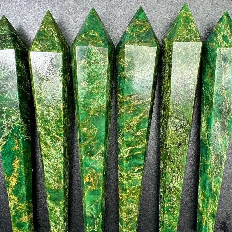 Sheehas Feng Shui Natural Crystal Emerald Scepter - The Sacred Object for Body - Mind Harmony and Energy Initiation ( Height: 5.9" - 6.2") - 我的商店 -