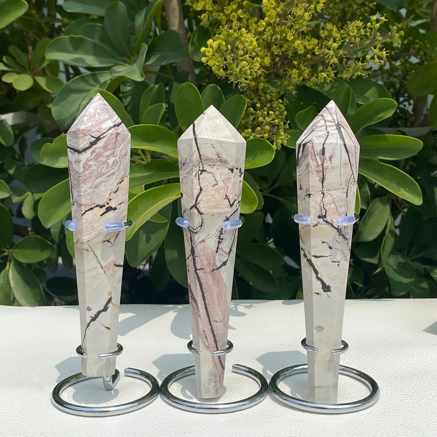Sheehas Feng Shui Natural Flower - Like Agate Scepter - The Sacred Object for Spiritual Rhyme, Zen and Wisdom Enlightenment ( 6.2" - 6.7")