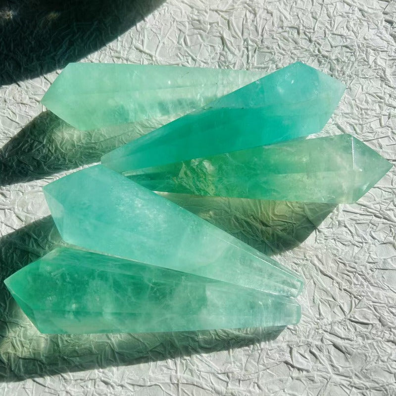 « Sheehas Natural Crystal Scepter » – Sceptre de guérison des chakras en fluorite verte