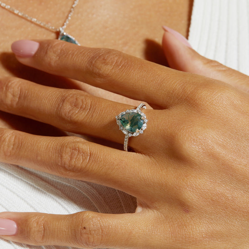 Moss Agate Sterling Silver Tearrop-shaped Diamond-encrusted Ring